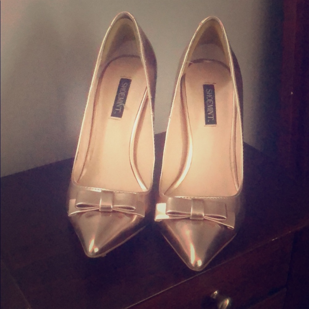 Shoemint rose gold pumps